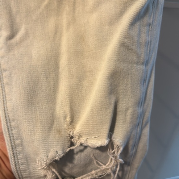 Lucky Brand Distressed Light Blue Jeans - Picture 6 of 6
